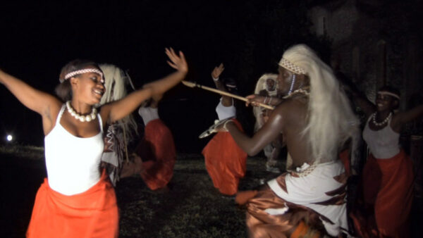 Akayzwe et Urugangazi - Danses et percussions de Burundi et Rwanda