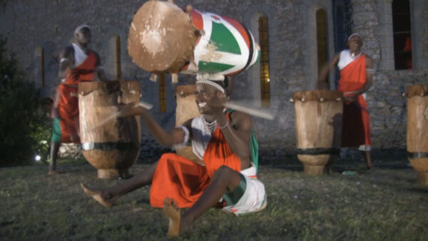 Akayzwe et Urugangazi - Danses et percussions de Burundi et Rwanda