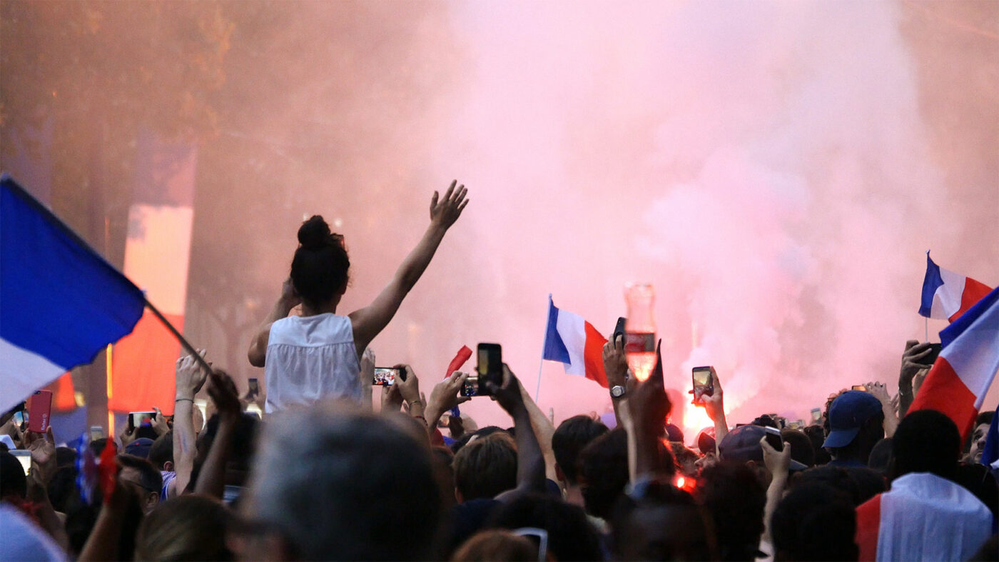 Paris 2018: Champions du monde! – Champions of the World! / Rina Sherman